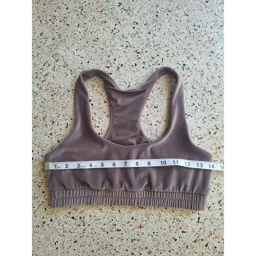 31 Alo Yoga Velour Glimmer Scoop Neck Bra